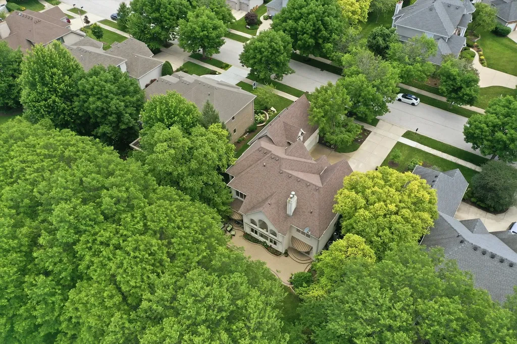 1108 Chadwick Court Aurora IL 60502