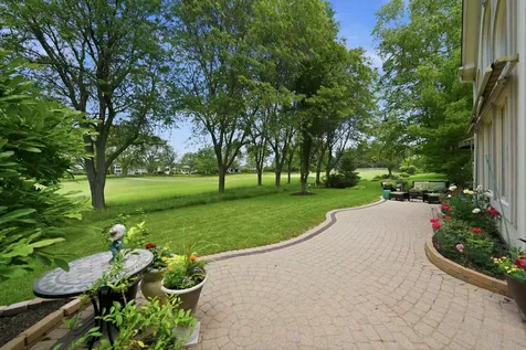 1108 Chadwick Court Aurora IL 60502