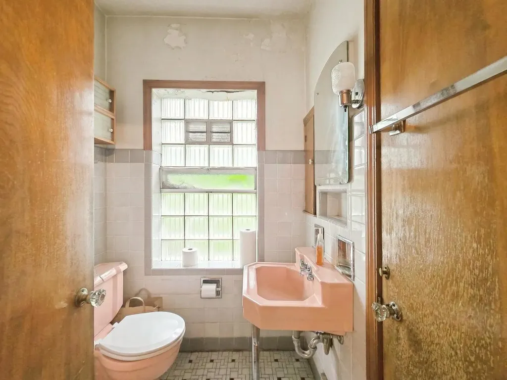 2201 North Harlem Avenue Chicago IL 60707