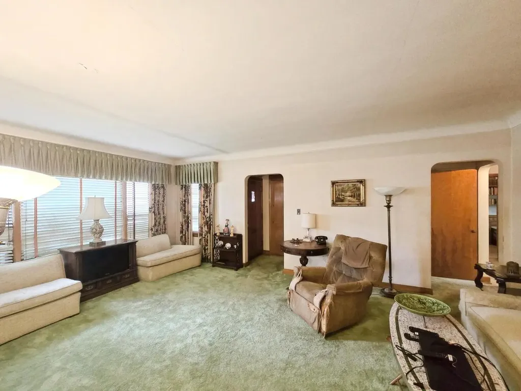 2201 North Harlem Avenue Chicago IL 60707