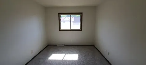 4715 11TH Street East Moline IL 61244