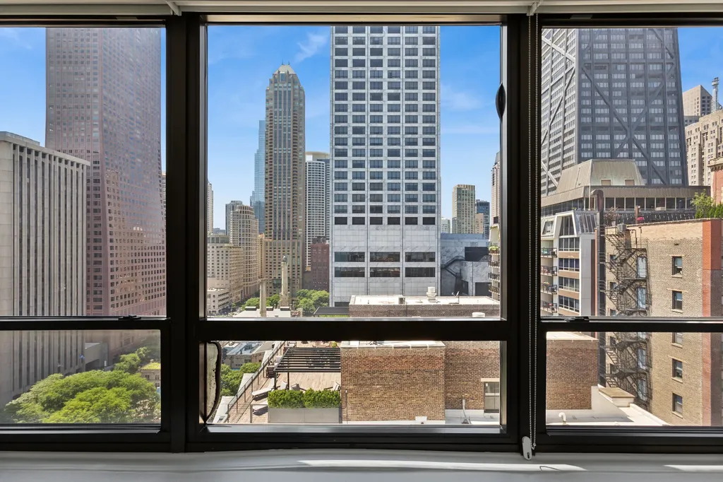 222 East Pearson Street Chicago IL 60611