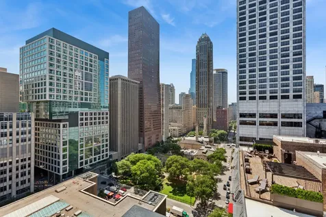 222 East Pearson Street Chicago IL 60611