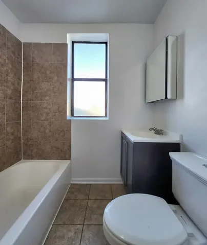 3217 West Diversey Avenue Chicago IL 60647
