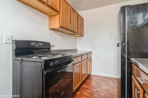 3217 West Diversey Avenue Chicago IL 60647