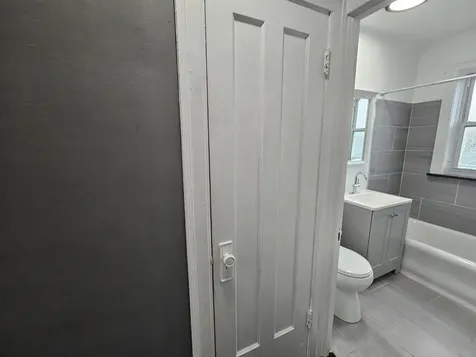 6543 North Francisco Avenue Chicago IL 60645