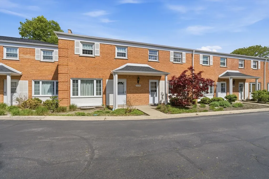 2138 Rugen Road Glenview IL 60026