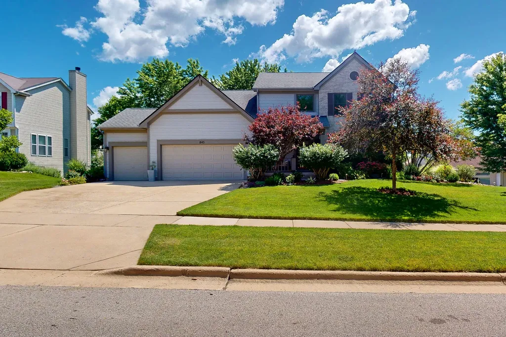 845 Red Barn Lane Elgin IL 60124