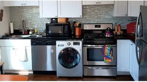 854 West George Street Chicago IL 60657