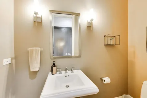 1281 South Falcon Drive Palatine IL 60067
