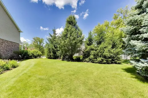1281 South Falcon Drive Palatine IL 60067