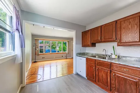 8737 South 51st Avenue Oak Lawn IL 60453