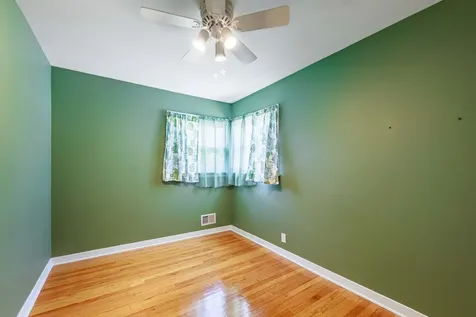 8737 South 51st Avenue Oak Lawn IL 60453