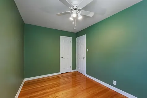 8737 South 51st Avenue Oak Lawn IL 60453