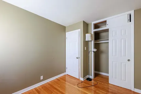 8737 South 51st Avenue Oak Lawn IL 60453