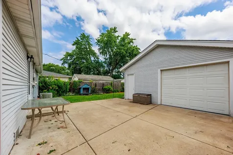 8737 South 51st Avenue Oak Lawn IL 60453