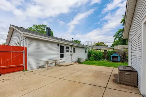 8737 South 51st Avenue Oak Lawn IL 60453