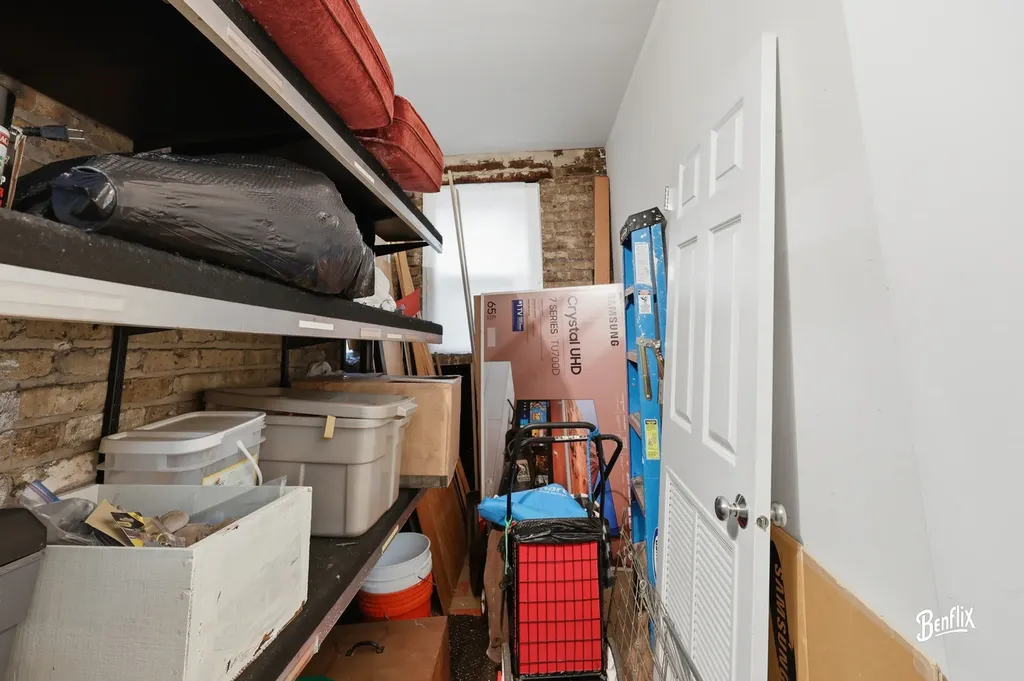 3727 North Keeler Avenue Chicago IL 60641