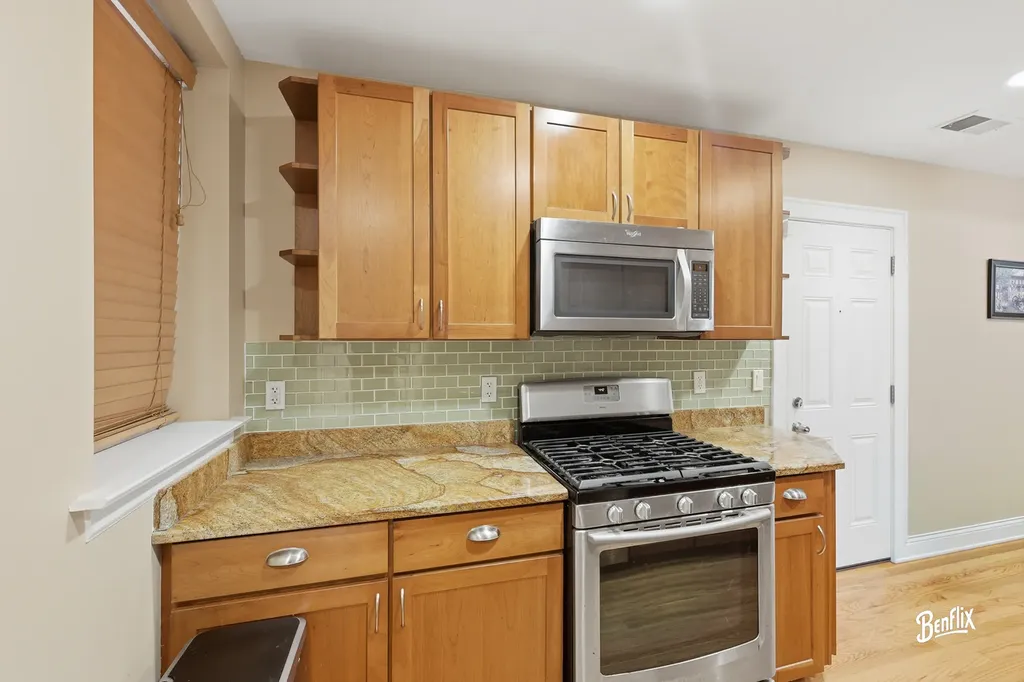 3727 North Keeler Avenue Chicago IL 60641