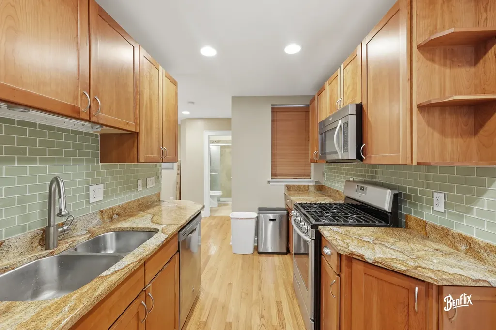 3727 North Keeler Avenue Chicago IL 60641