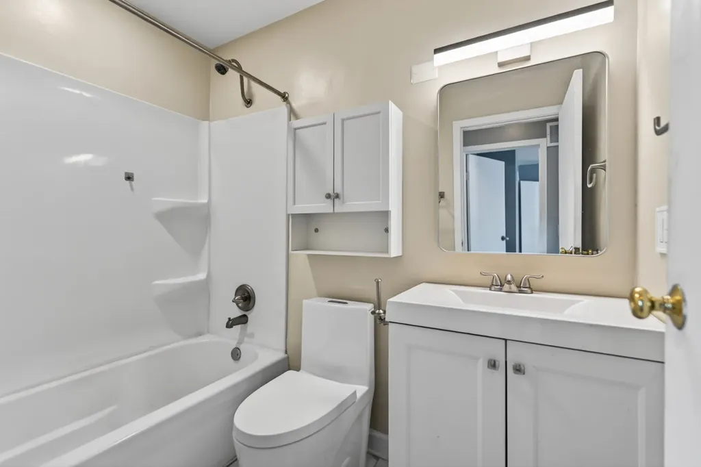 1914 North Alpine Drive Glendale Heights IL 60139