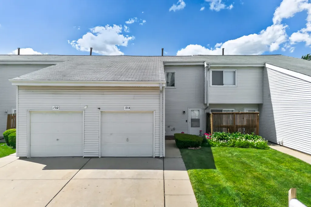 1914 North Alpine Drive Glendale Heights IL 60139