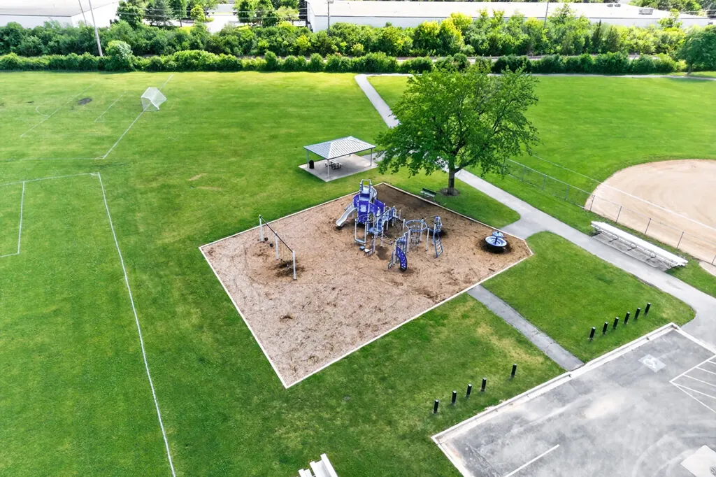 1914 North Alpine Drive Glendale Heights IL 60139