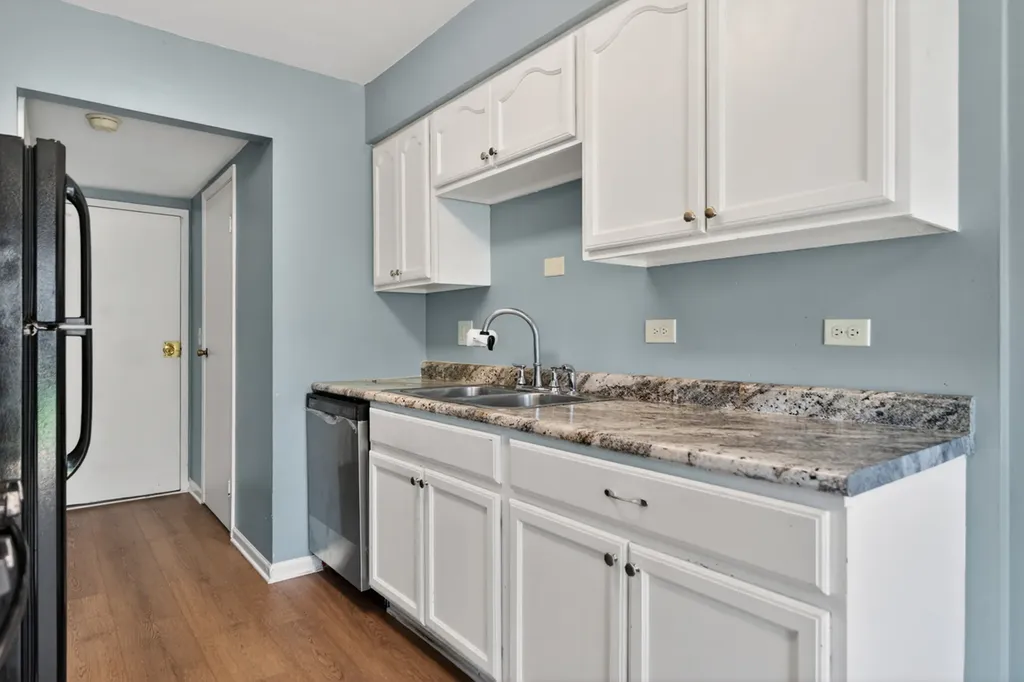 1914 North Alpine Drive Glendale Heights IL 60139