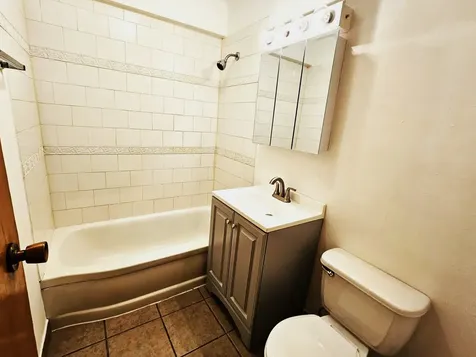 5906 North Sheridan Road Chicago IL 60660