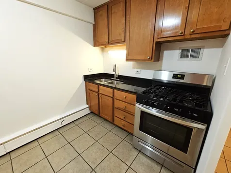 5906 North Sheridan Road Chicago IL 60660