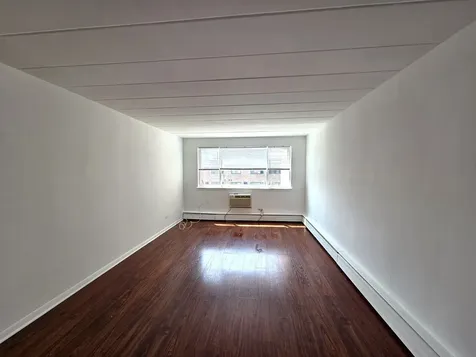 5906 North Sheridan Road Chicago IL 60660