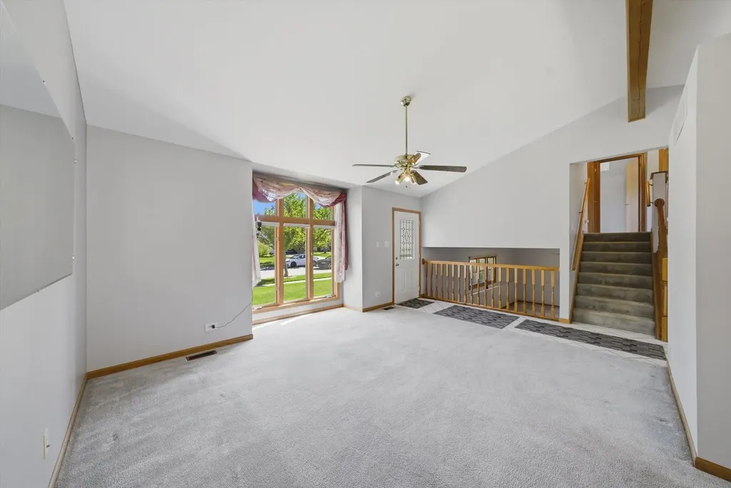 752 Rosanne Street Lockport IL 60441