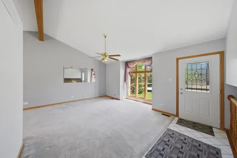 752 Rosanne Street Lockport IL 60441
