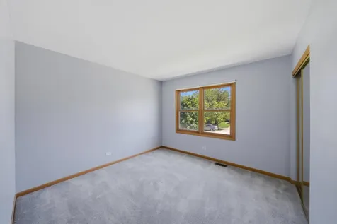752 Rosanne Street Lockport IL 60441