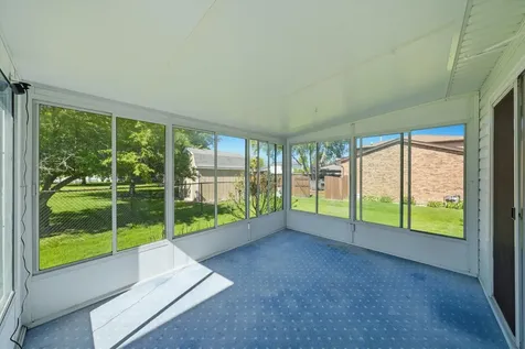 752 Rosanne Street Lockport IL 60441