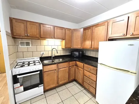 5906 North Sheridan Road Chicago IL 60660