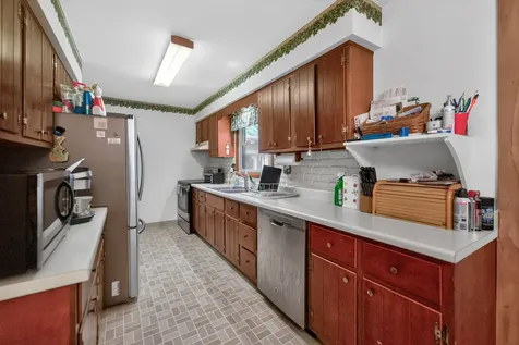 633 Emmert Drive Sycamore IL 60178