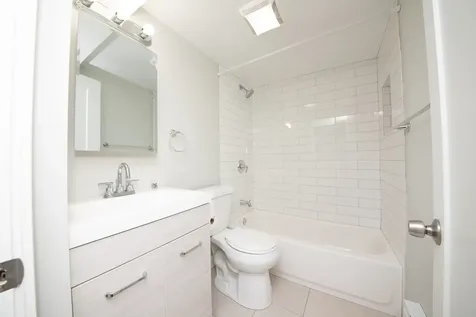 1431 West Flournoy Street Chicago IL 60607