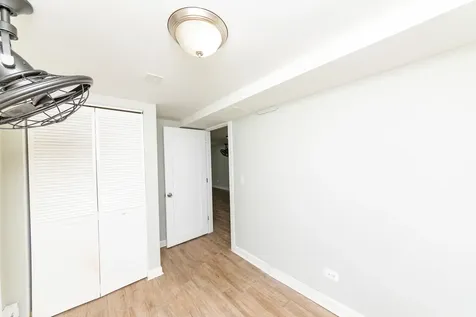 1431 West Flournoy Street Chicago IL 60607
