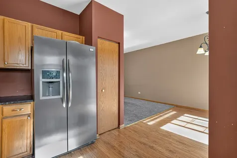 2325 Graystone Drive Joliet IL 60431
