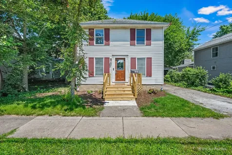 737 Blaine Street Batavia IL 60510