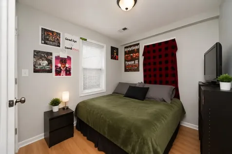 1431 West Flournoy Street Chicago IL 60607