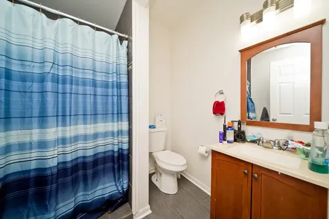 1431 West Flournoy Street Chicago IL 60607