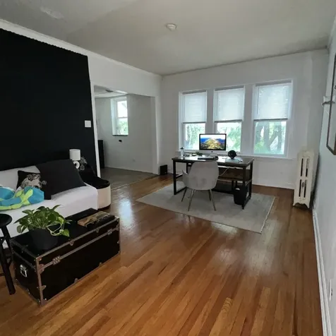 3404 West Berteau Avenue Chicago IL 60618