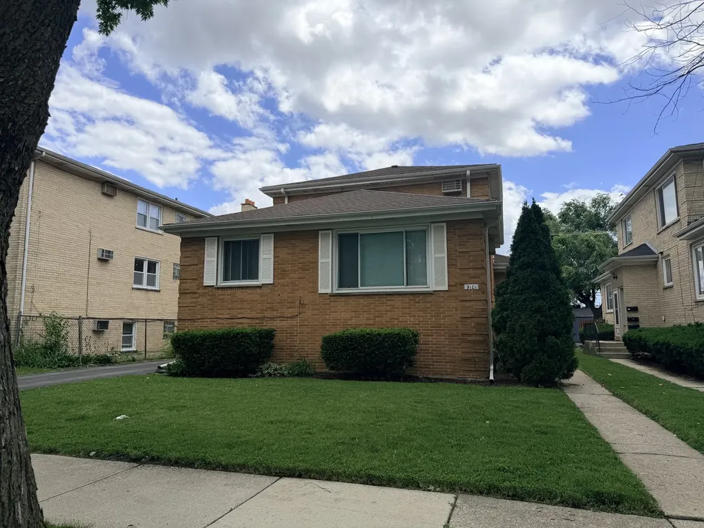 9101 Sahler Avenue Brookfield IL 60513