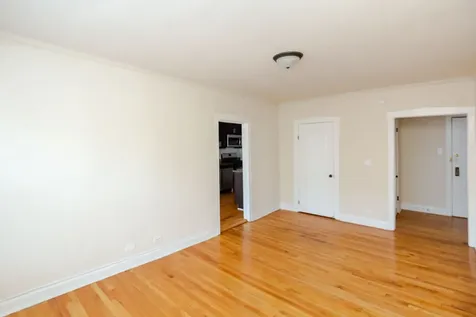 4202 North Kimball Avenue Chicago IL 60618