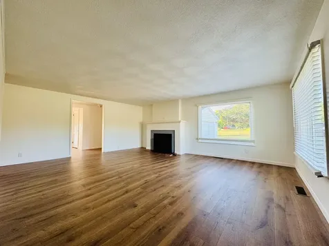 17695 Route 37 Highway Johnston City IL 62951