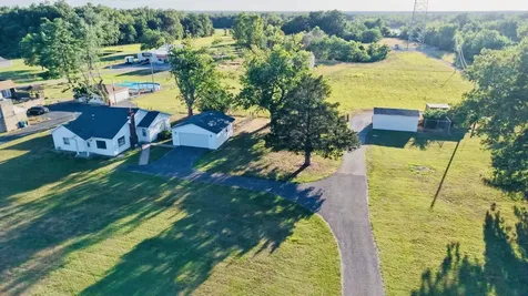 17695 Route 37 Highway Johnston City IL 62951