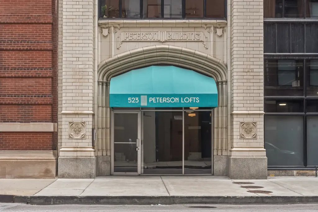 523 South Plymouth Court Chicago IL 60605