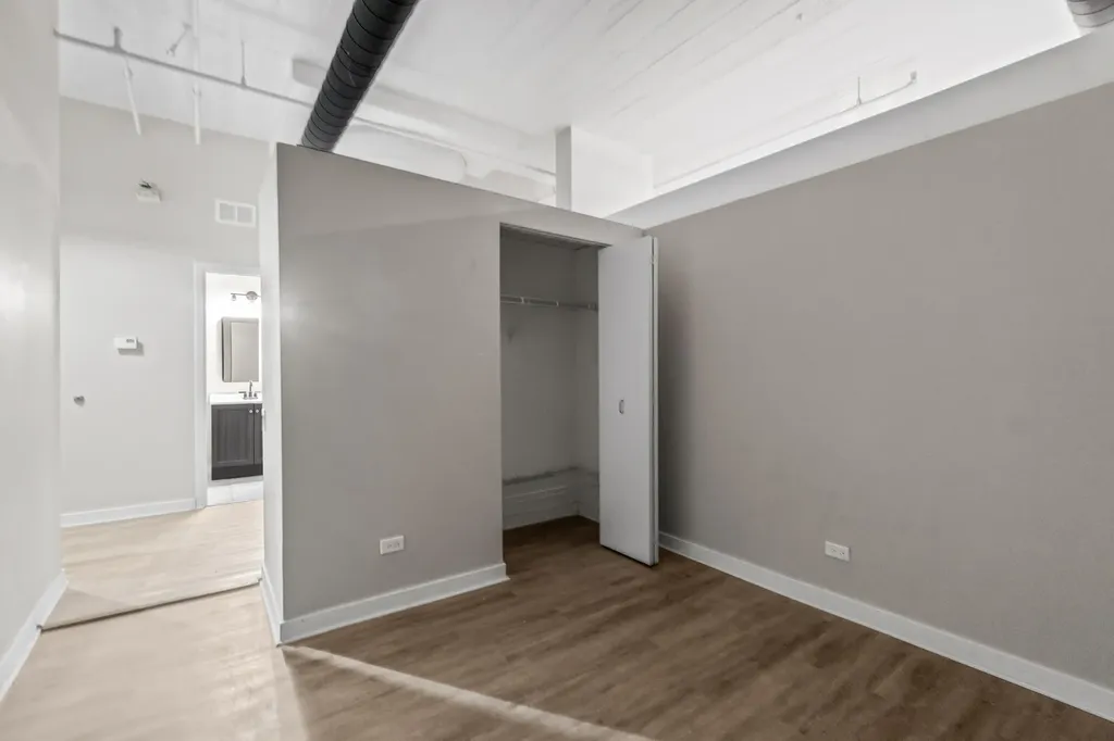 523 South Plymouth Court Chicago IL 60605